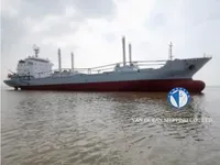 Хладилен кораб за продажба