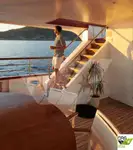 Круизен кораб за продажба