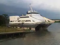 Изследователски кораб за продажба