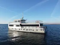 Буксир за продажба
