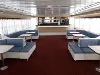 Пътнически кораб за продажба