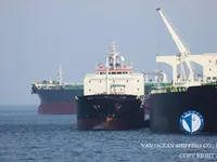 Танкер за нефт/химикали за продажба