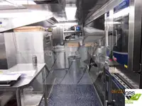 Круизен кораб за продажба
