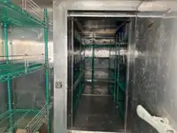 Буксир за продажба