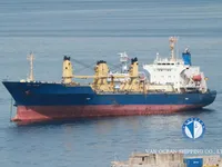 Хладилен кораб за продажба