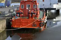 Пилотен кораб за продажба