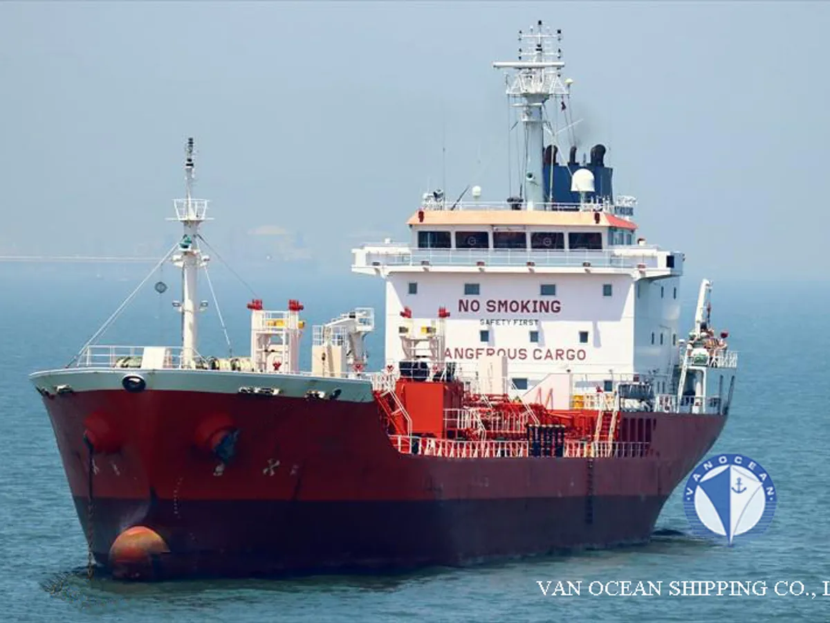 Танкер за нефт/химикали за продажба