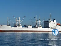 Хладилен кораб за продажба