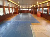 Буксир за продажба