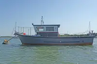 Буксир за продажба