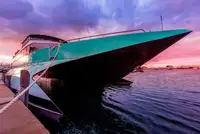 Пътнически кораб за продажба