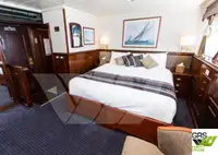 Круизен кораб за продажба