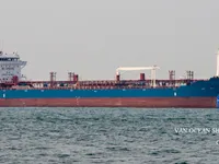 Танкер за нефт/химикали за продажба
