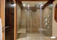 Яхта за продажба