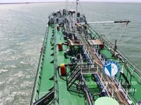 Танкер за нефт/химикали за продажба