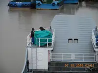 Контейнеровоз за продан
