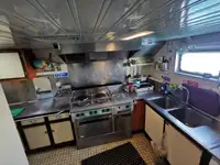Кораб за доставки за продажба