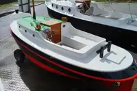 Буксир за продажба