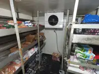 Кораб за доставки за продажба