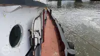 Буксир за продажба