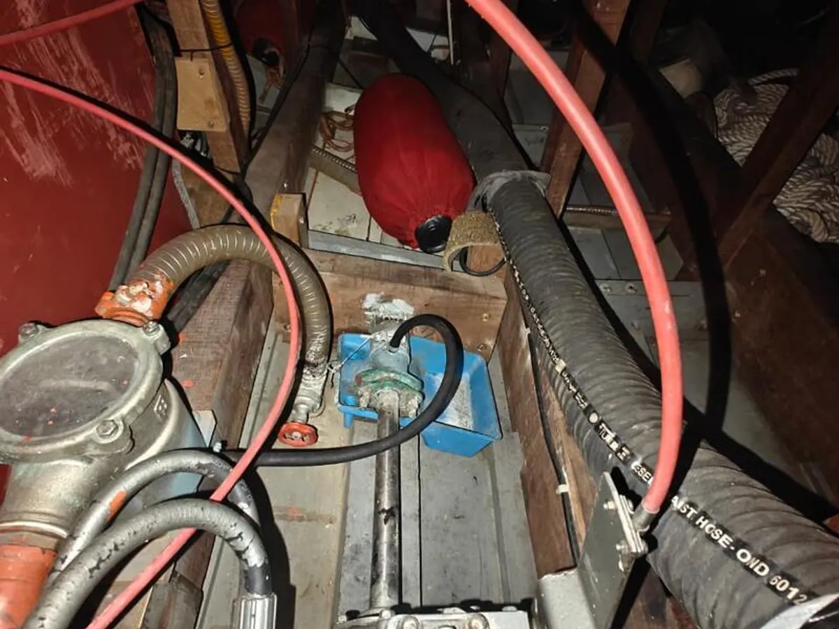 Работни лодки за продажба