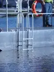Контейнеровоз за продажба