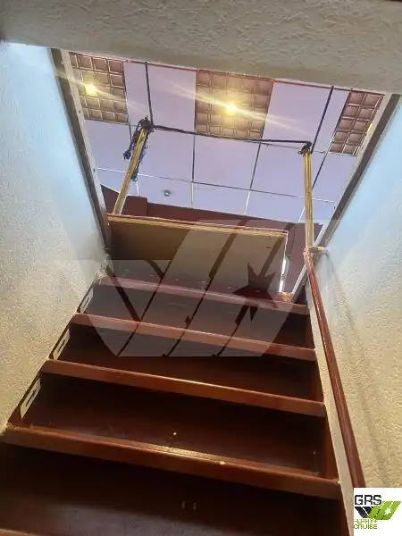Круизен кораб за продажба