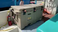 Круизен кораб за продажба