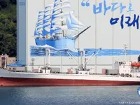 Хладилен кораб за продажба