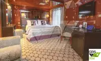 Круизен кораб за продажба
