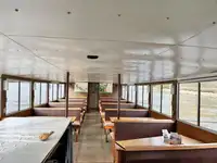 Круизен кораб за продажба