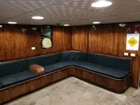 Кораб за доставки за продажба