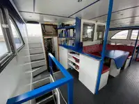 Буксир за продажба