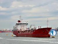 Танкер за нефт/химикали за продажба