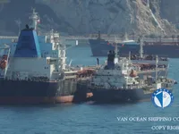 Танкер за нефт/химикали за продажба