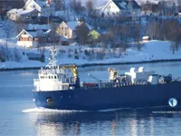 Хладилен кораб за продажба