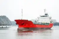 Oil/Chemical tanker за продан