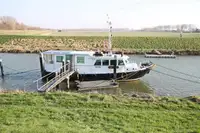 Пътнически кораб за продажба