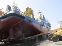 Хладилен кораб за продажба