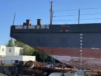 Буксир за продажба