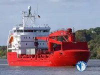 Хладилен кораб за продажба