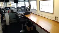 Контейнеровоз за продажба
