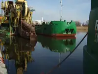 Баржа за продажба