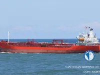 Танкер за нефт/химикали за продажба