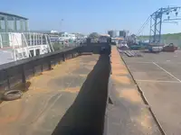Баржа за продажба