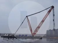 Кораб-кран за продажба