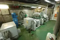 Десантен кораб, танкер за продажба