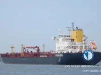 Танкер за нефт/химикали за продажба