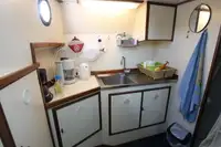 Круизен кораб за продажба