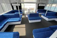 Круизен кораб за продажба